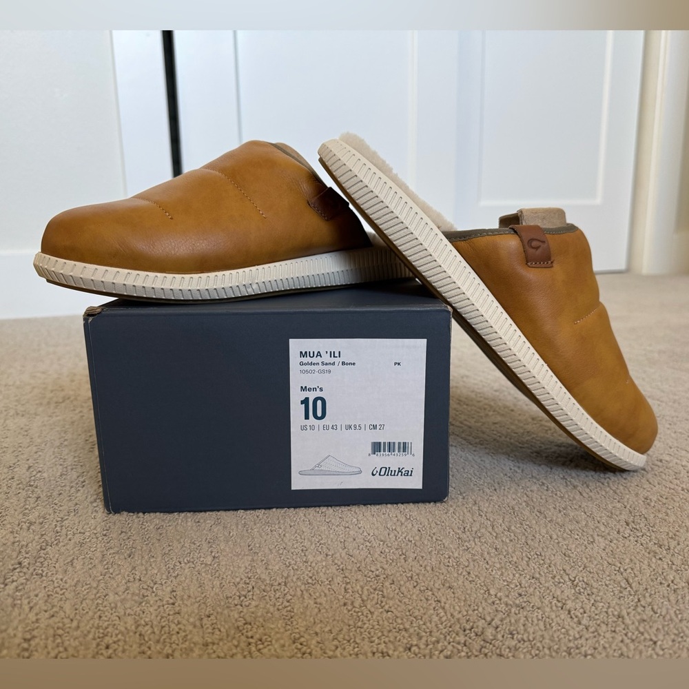 Brand New Men’s Olukai Mule Slippers (Size 10)